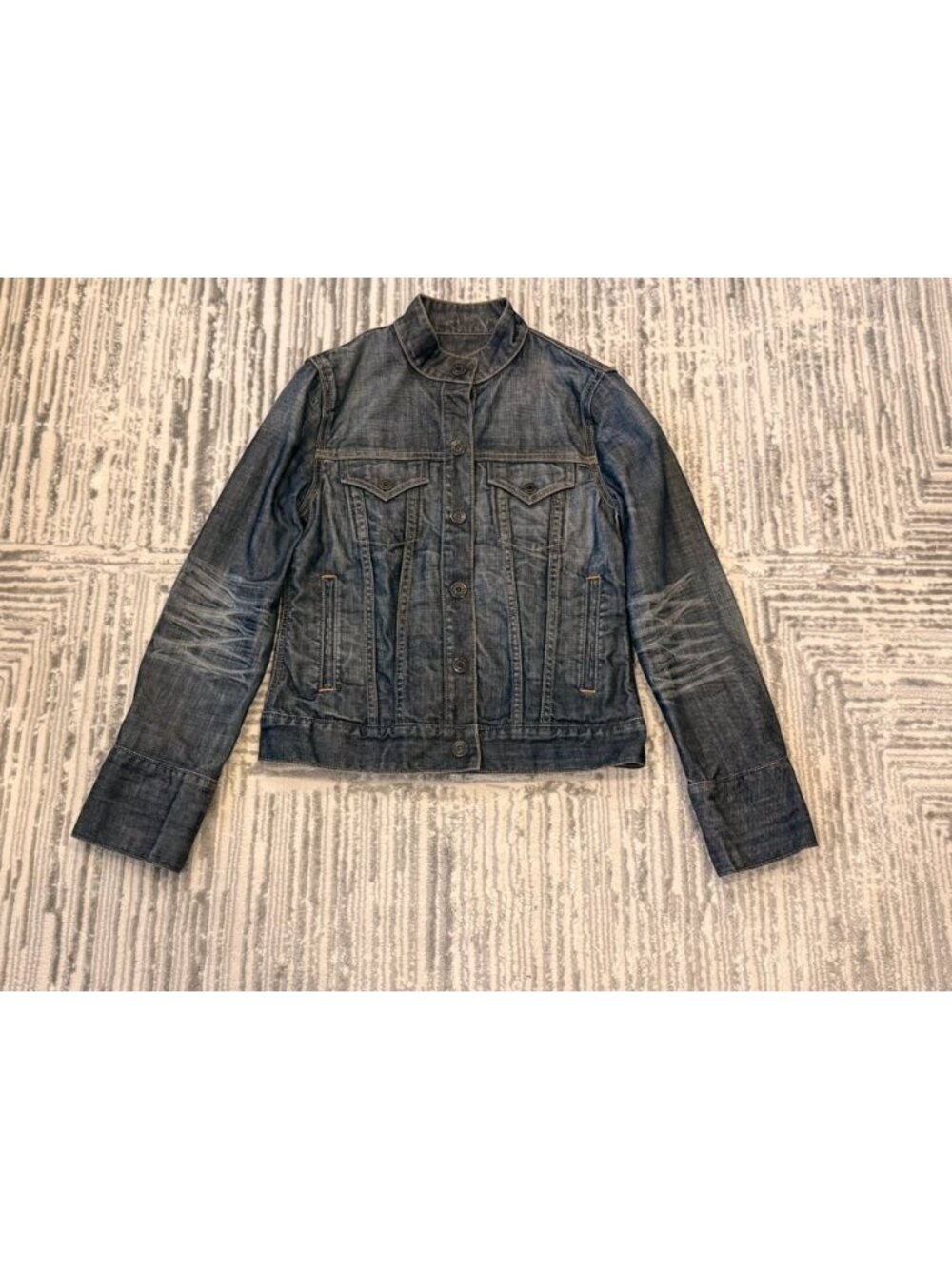 Gap women's small blue denim distressed jean jacket